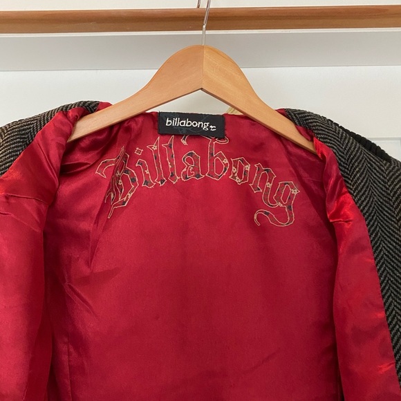 Billabong “Designers Closet” Bomber Jkt - Picture 5 of 13